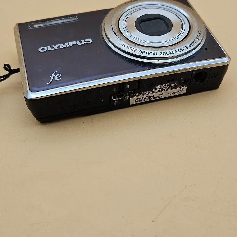 OLYMPUS FE-4010 Digital Camera - Untested As Is For Parts No Battery